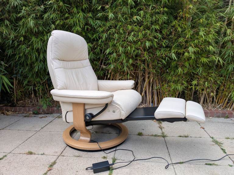 Ekornes Stressless  Sunrise Leather Electric LegComfort Recliner Armchair Delivery Available 