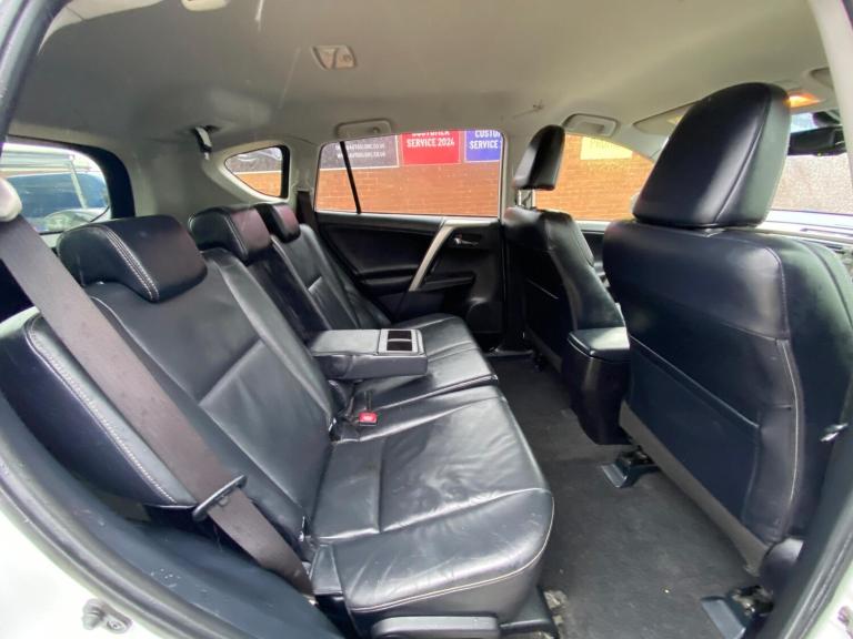 2013 Toyota RAV4 2.2 D-4D Invincible 4WD Euro 5 5dr ESTATE Diesel Manual