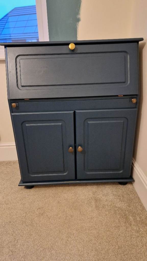 Upcycled desk bureau