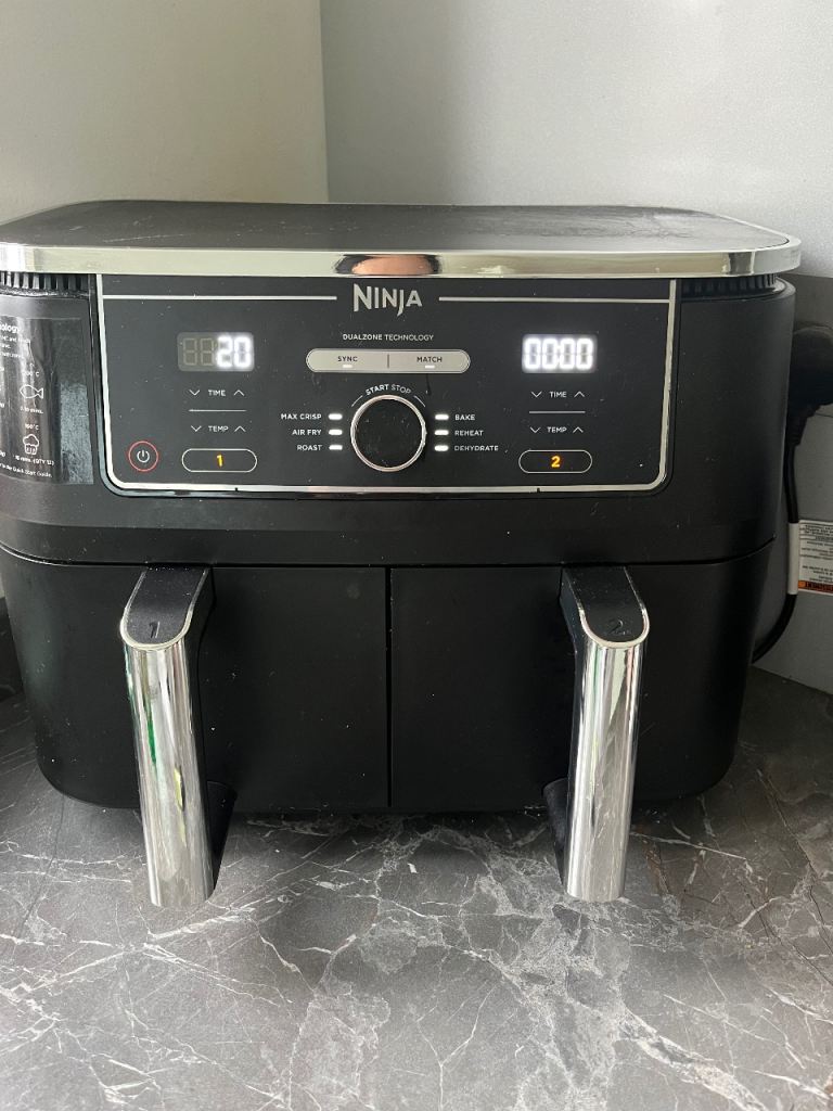 Ninja Foodi MAX Dual Zone Air Fryer AF400UK - Black