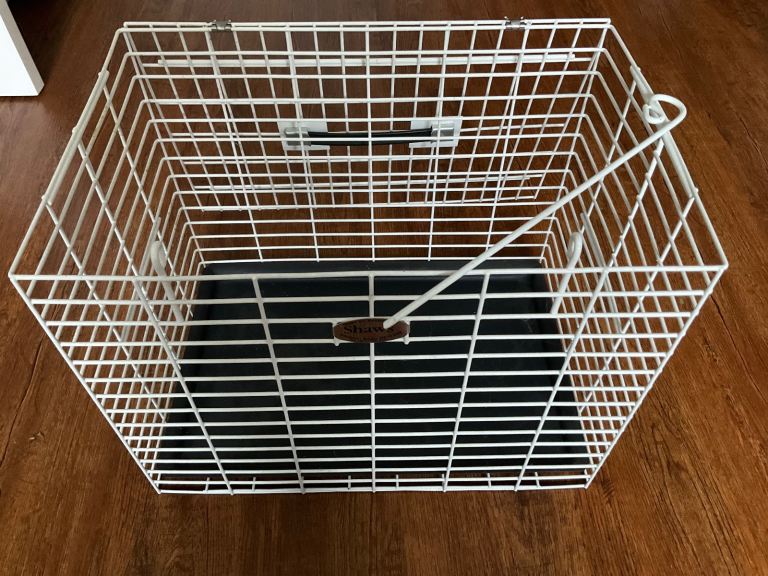 Shaw’s cat carrier