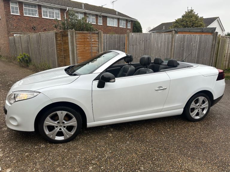 Renault, MEGANE, Convertible, 2013, Manual, 1870 (cc), 2 doors