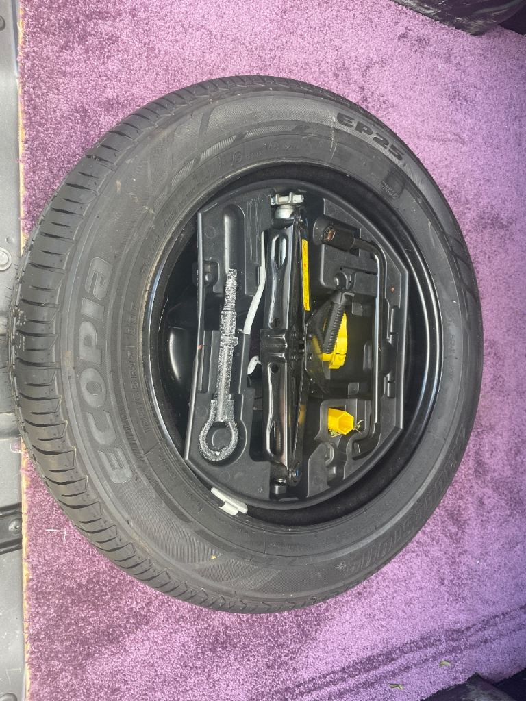 PEUGEOT 208 2018 spare wheel tyre jack kit 