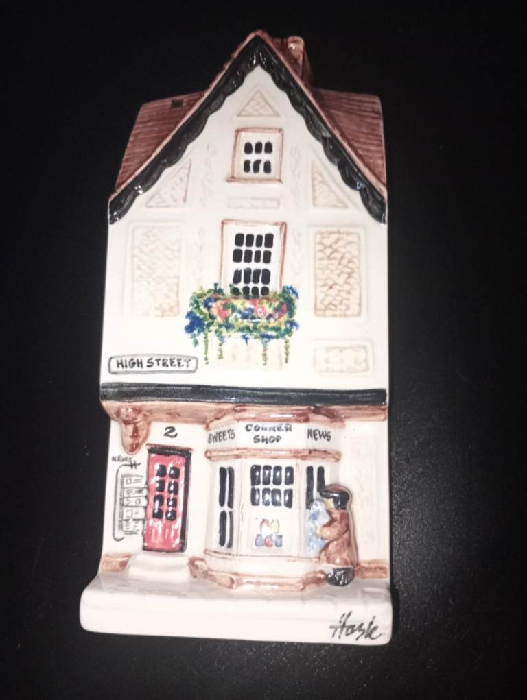 Ceramic High Street Shop Figurine – Decorative Collectible