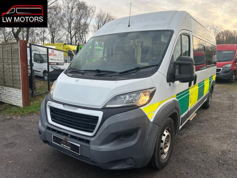 PEUGEOT BOXER 2.2 HDI 435 L3H2 LWB DIRECT EX AMBULANCE SERIVICS 2015 64 REG