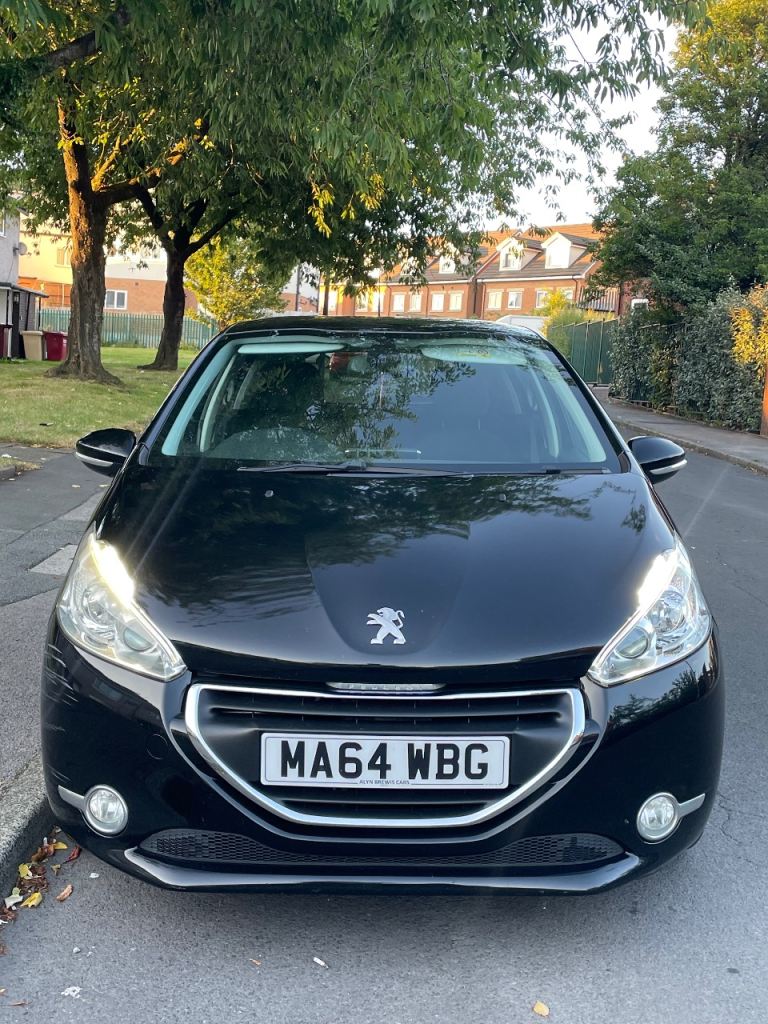Peugeot 208 1.2
