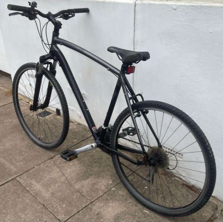 As New Gents Mens Specialized Sirrus Crosstrail Sport, 27 Speed Hybrid Commuter Mountain City Bike