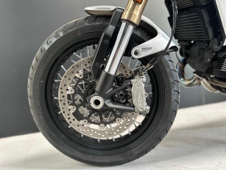 STUNNING LOW MILEAGE 2020/20 DUCATI SCRAMBLER 1100 SPECIAL 