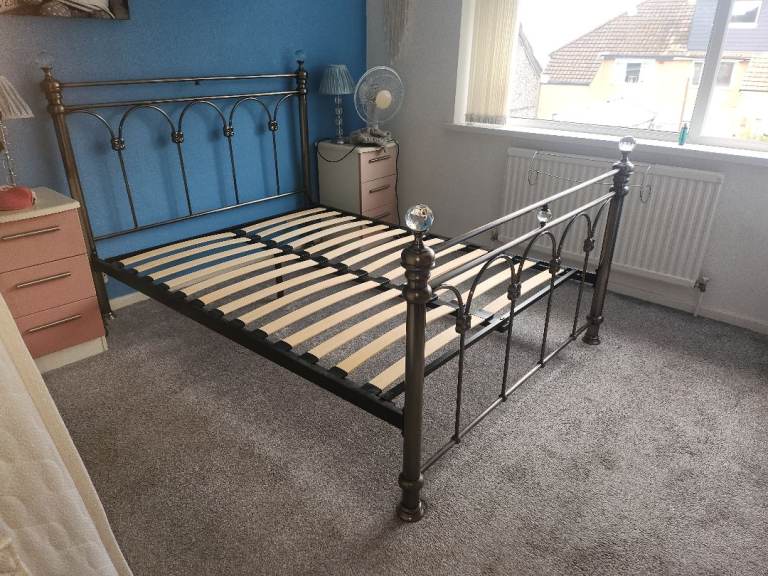 Double bed