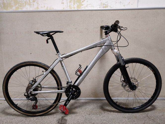 Hybrid Bike 1