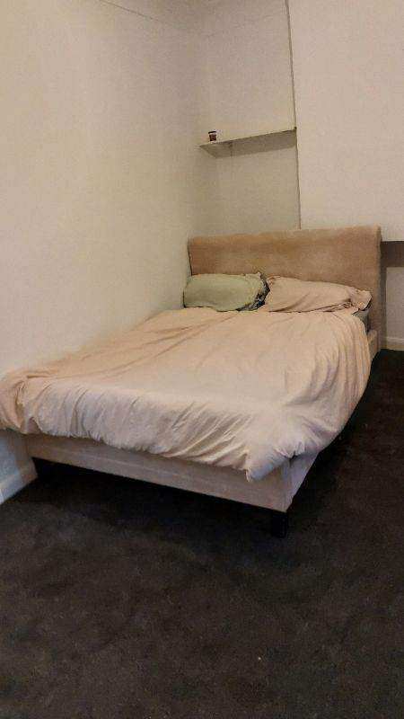 Spacious and Cosy Double Rooms for Rent in - SE18 1HJ
