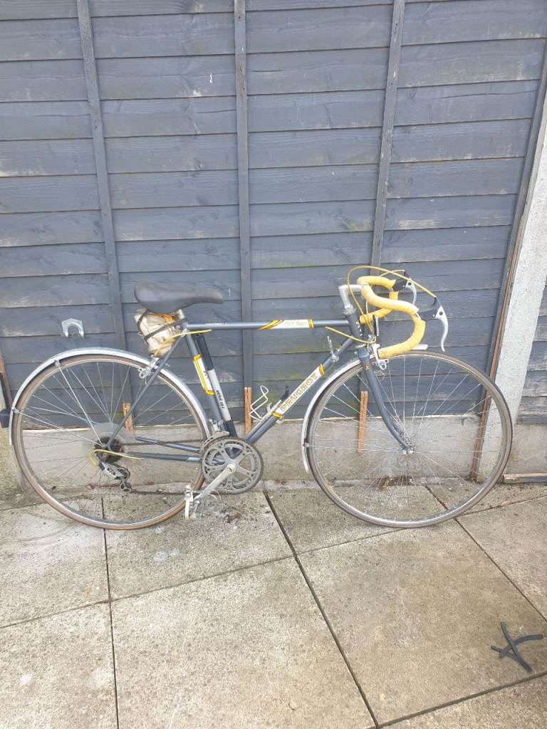 Vintage Peugeot pro team road bike (Pick up only)