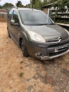 Car version. Citroen, BERLINGO MULTISPACE, MPV, 2012, Semi-Auto, 1560 (cc), 5 doors