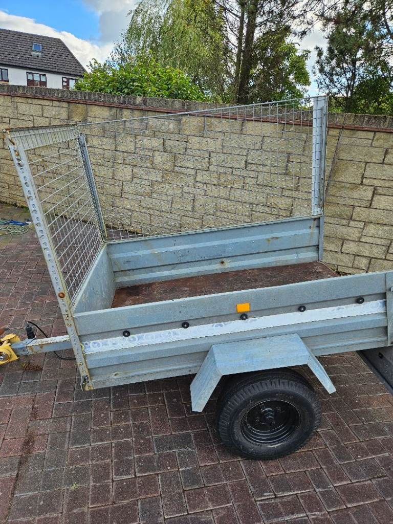 Car trailer