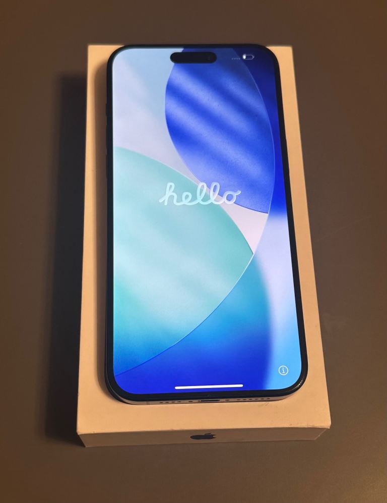 Apple iPhone 15 Pro Max 256GB Blue Unlocked 82% Battery Health