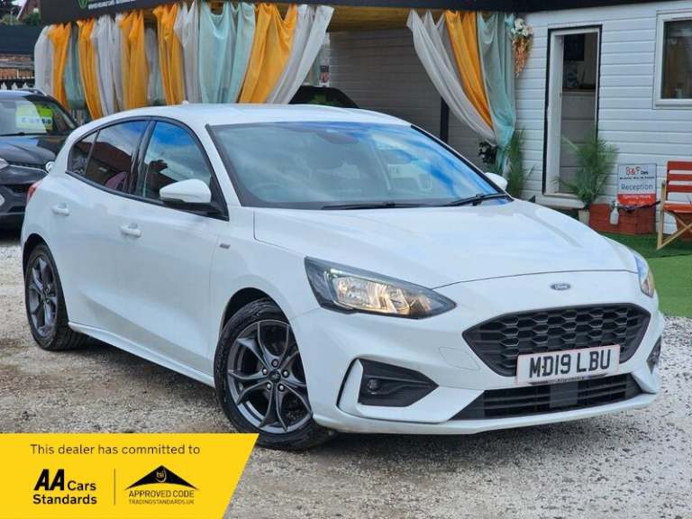 Ford Focus 1.0T EcoBoost ST-Line Euro 6 (s/s) 5dr Petrol Manual