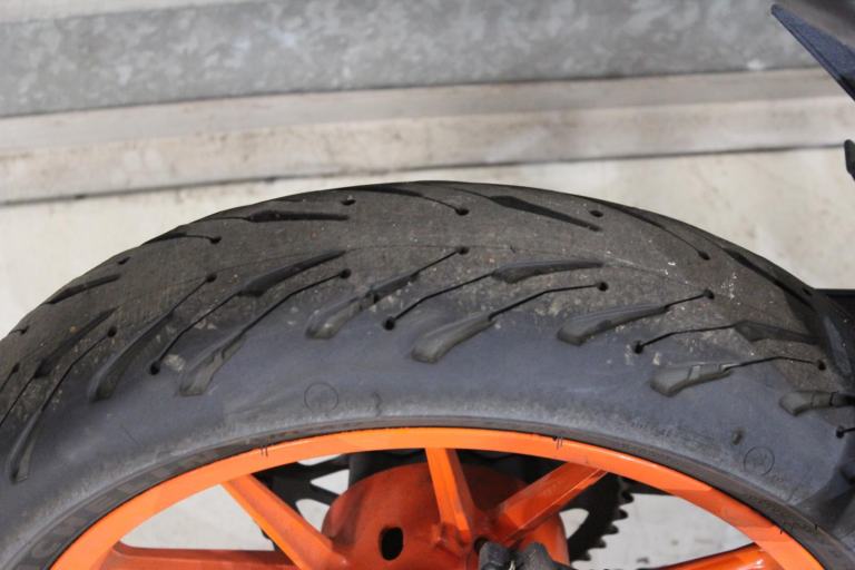 2024 73 KTM DUKE 125 ABS LEARNER LEGAL TRADE SALE 7K WHITE/ORANGE NEW MOT RIDES