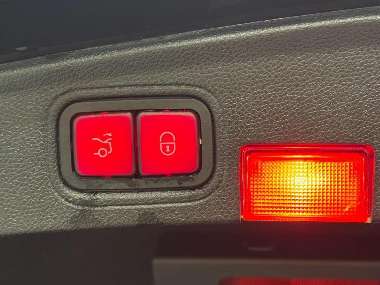 2017 Mercedes-Benz C Class 4.0 C63 V8 BiTurbo AMG S (Premium) Coupe 2dr Petrol SpdS MCT Euro 6 (s...