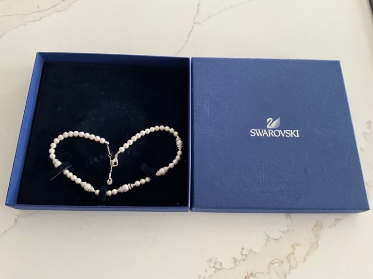 Swarovski Pearl Necklace with Box – As Good As New