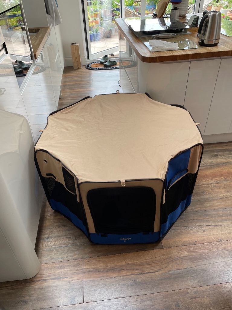 Folding dog pen
