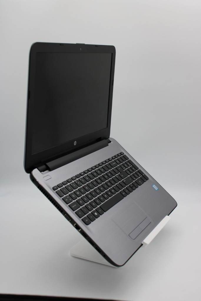 HP 250 G5 Laptop | Intel i5-6200U | 8GB RAM | 240GB SSD | Windows 11 Pro