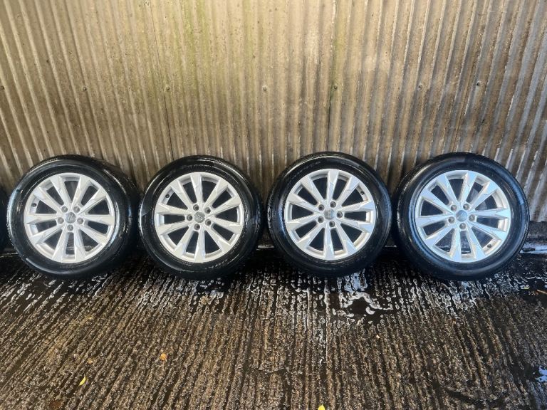 Genuine 18” Audi Q3 alloy wheels - 5x112