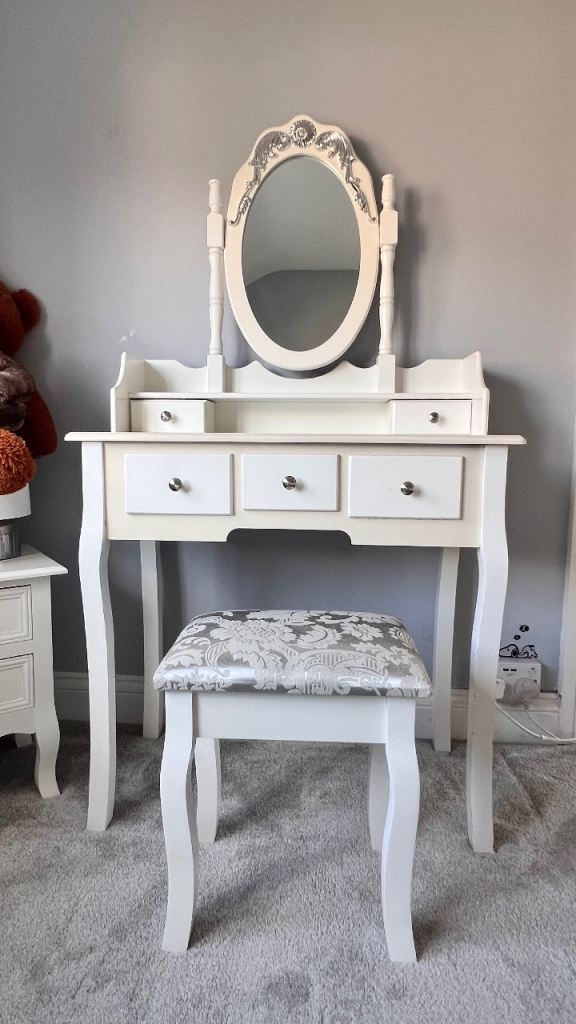 White Dressing Table with Mirror and Stool – Good Condition