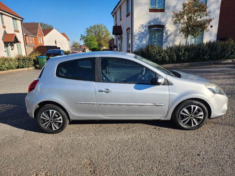 Renault, CLIO, Hatchback, 2011, Manual, 1149 (cc), 3 doors