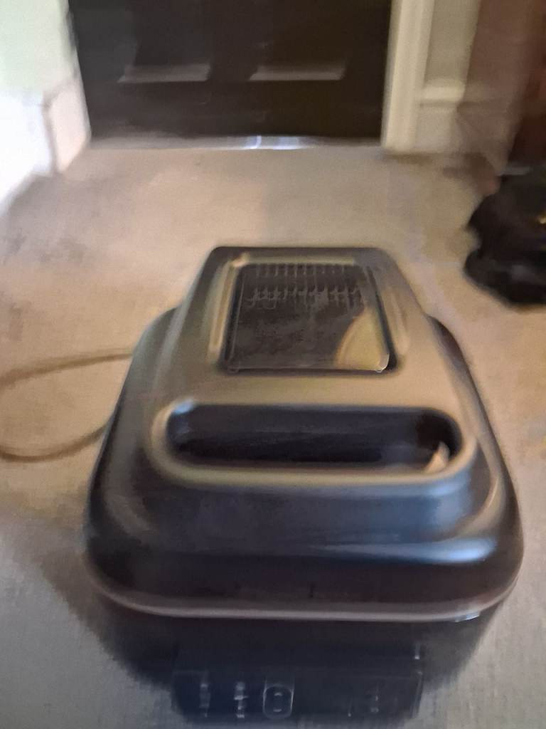 Russell Hobbs combined Air fryer and slow cooker