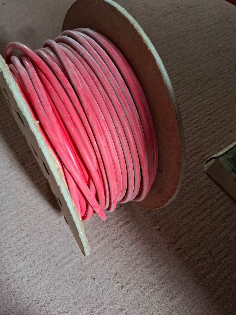 Pirelli FP200 Gold 4 core cable