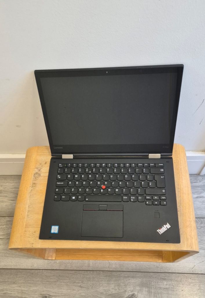 Lenovo X1 Yoga, intel i7, 2 in 1 (360 degree fold)
