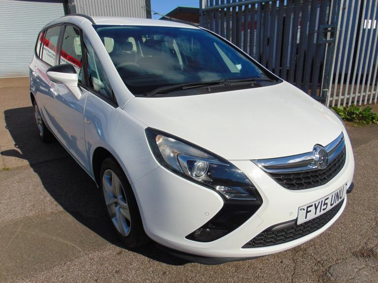 2015 Vauxhall Zafira Tourer 2.0 CDTi Exclusiv MPV 5dr Diesel Auto Euro 5 (165