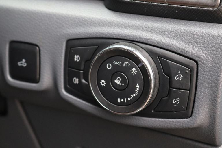 Ford Ranger 3.2 TDCi Wildtrak Auto - RAPTOR LOOKS 