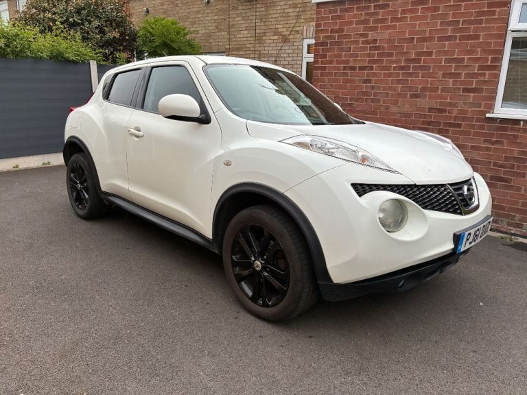 Nissan, JUKE, Hatchback, 2011, Manual, 1598 (cc), 5 doors