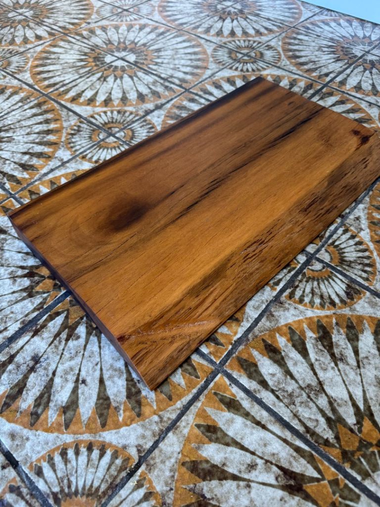 Heavy solid wood decorative or chopping board ?!
