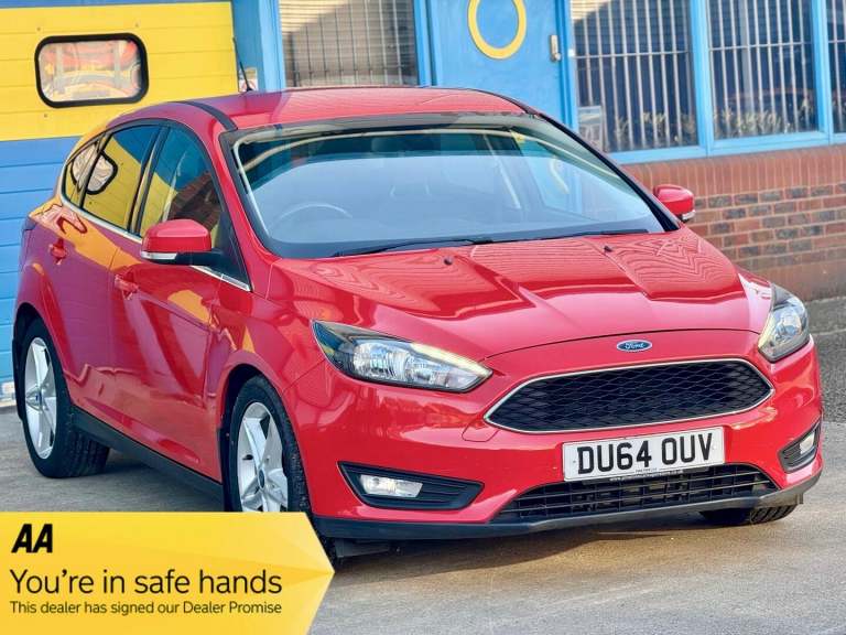 2015 Ford Focus 1.0T EcoBoost Zetec Euro 6 (s/s) 5dr HATCHBACK Petrol Manual
