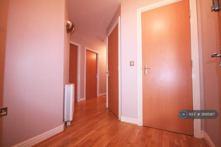 2 bedroom flat in Hoole Lane, Chester, CH2 (2 bed) (#2695187)