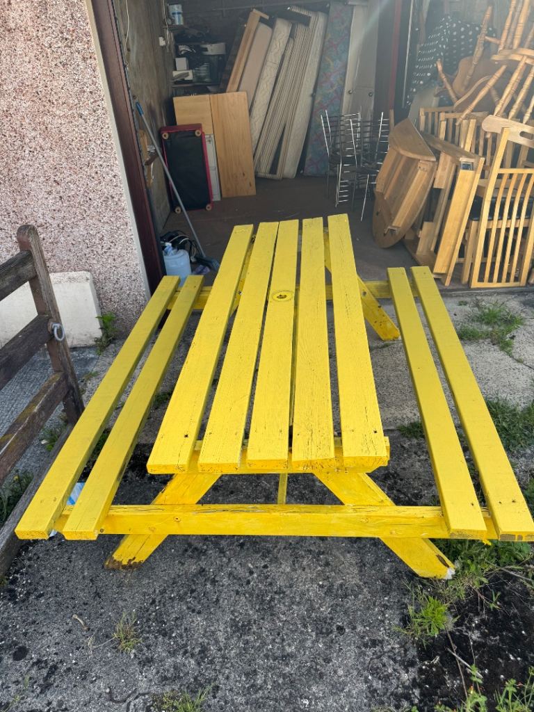 Wooden garden table bench  Can deliver 