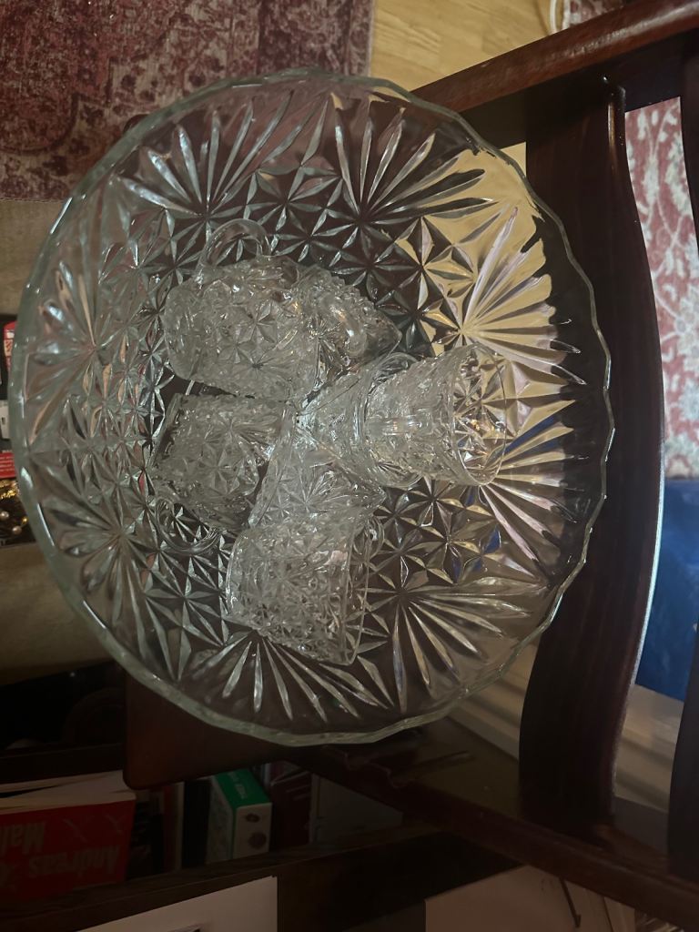 Vintage punch bowl and glasses 