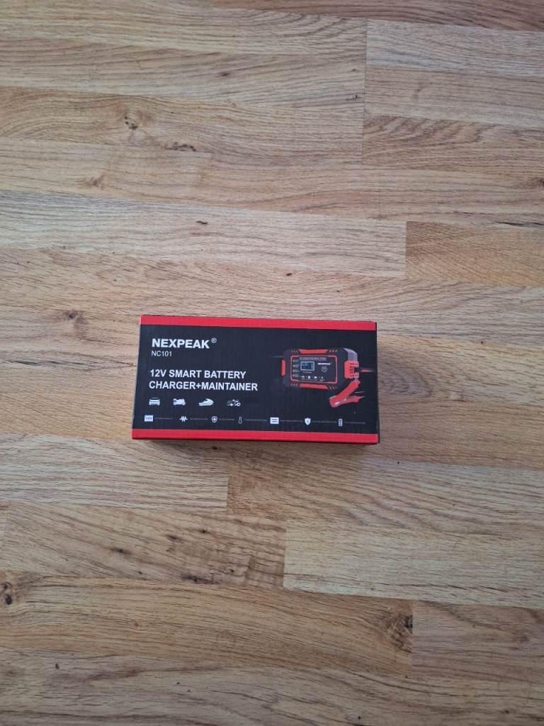Nexpeak 12v battery charger 