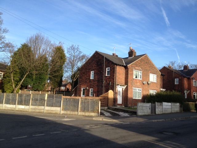 Swinton, Ready to move into  3 bedroom house with 2 receptions, close to amentities