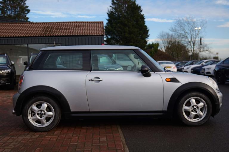 2008 MINI Hatch 1.4 One 3dr Hatchback Petrol Manual