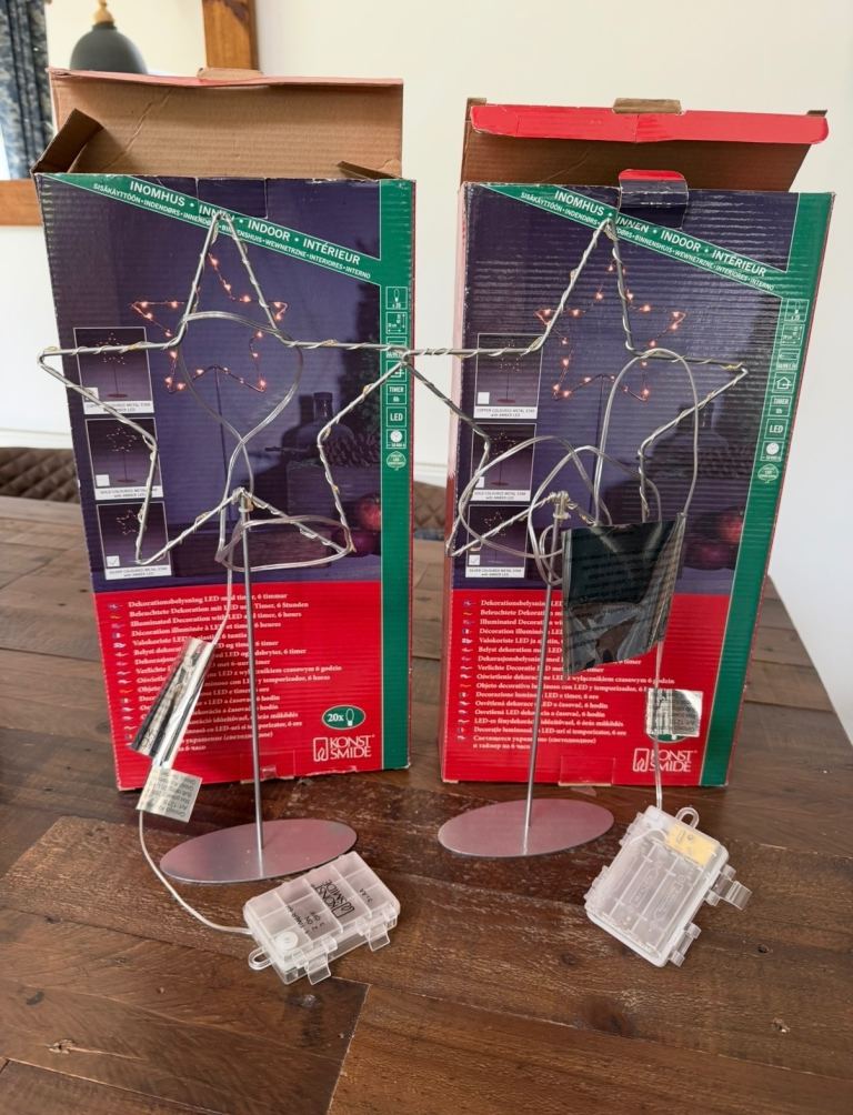 Konstsmide Pair of LED Star Decorations - Battery Operated