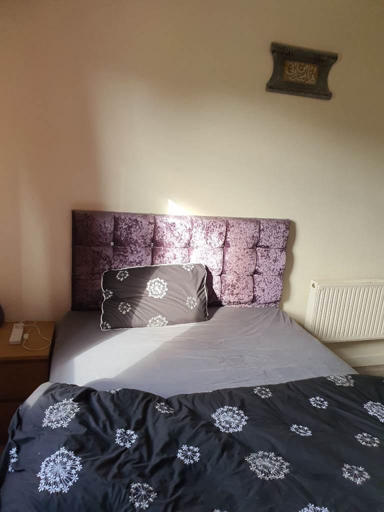 Room  To Rent 