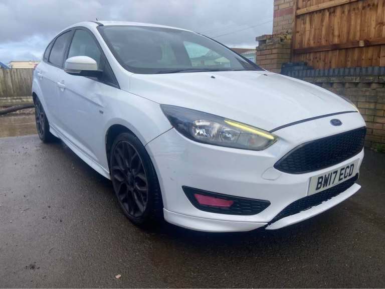 2017 ford focus st line eco boost  bargain px to clear cheap car 