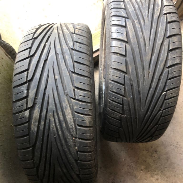 Wheels and tyres 