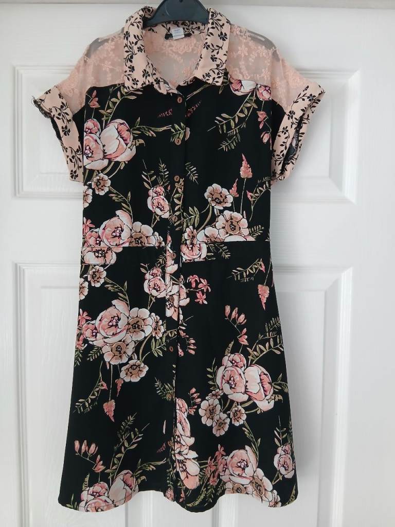 River Island Girls Black Floral Lace Dress - Age 9 Years
