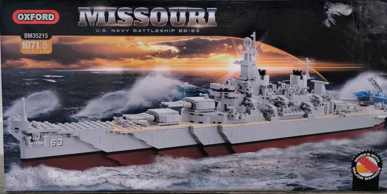 Missouri U.S. Navy Battleship BB-63 (building block model)