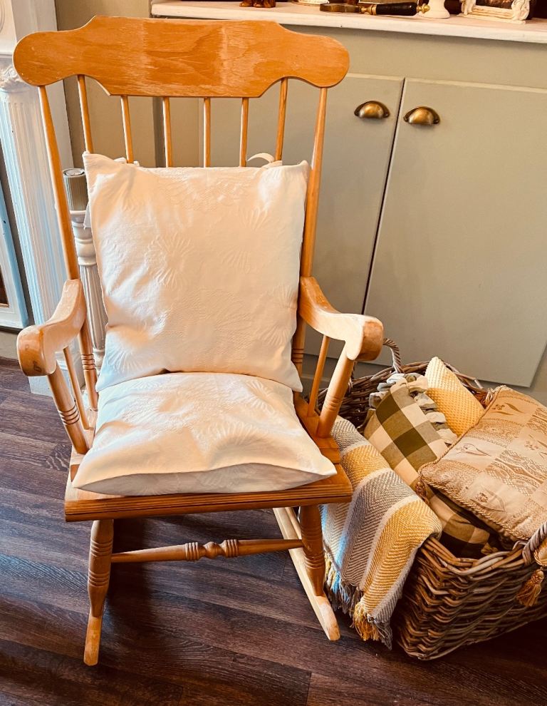 Wooden Rocking Chair with Cushions – Good Condition