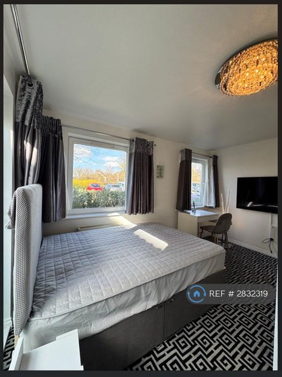 1 bedroom in Eddington Crescent, Welwyn Garden City, AL7 (#2832319)